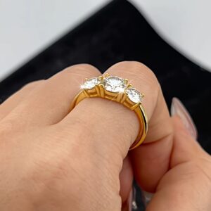 4ct Round Brilliant Ring Moissanite 3 Stone Engagement Ring D Color VVS1 Clarity 925 Sterling Silver
